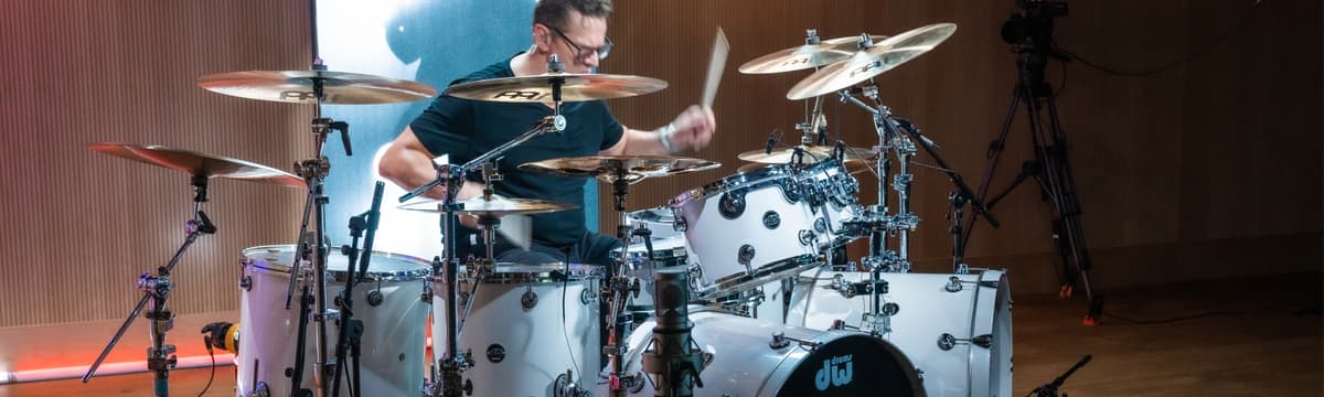 Solo Drums: The Best Drum Solos & Drum Techniques